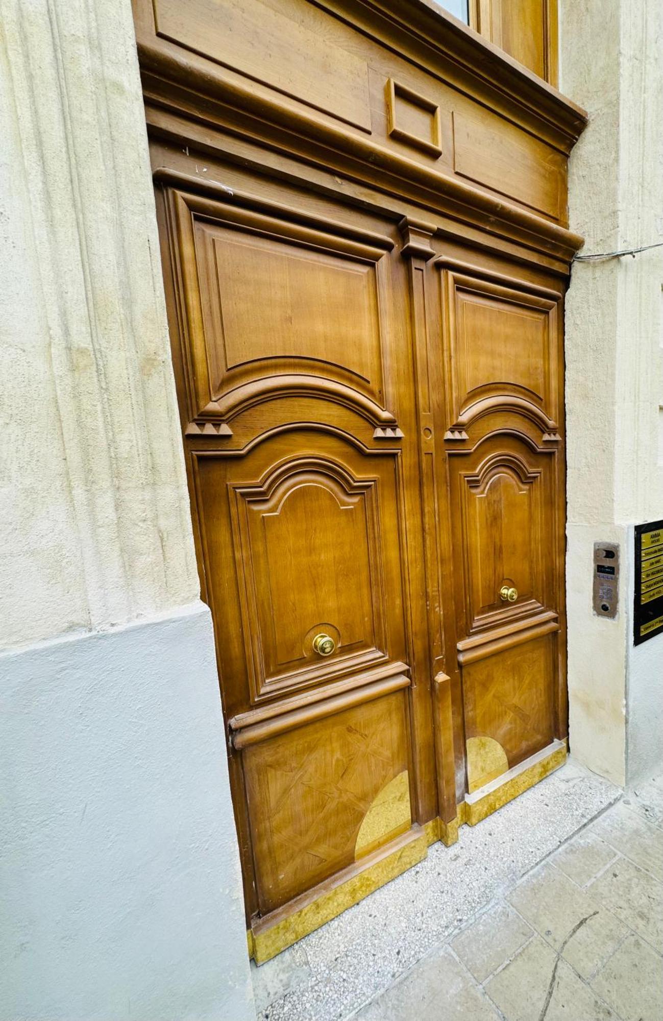 307 Gare Saint Roch Montpellier Exterior foto